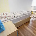 Stylish Retreat With Bbq And Modern Amenities Near Terme - Three Bedroom * Dobova