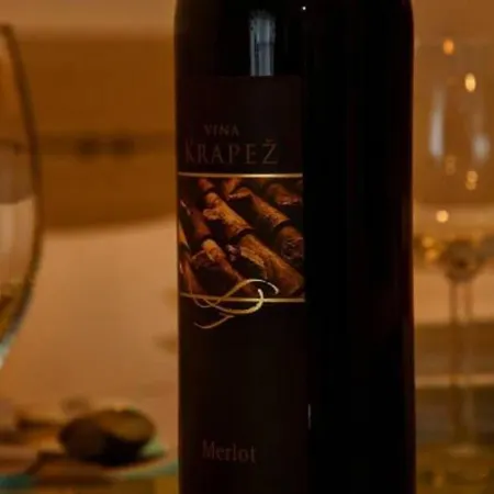 Stylish Retreat With Bbq And Modern Amenities Near Terme - Three Bedroom Апартаменты *