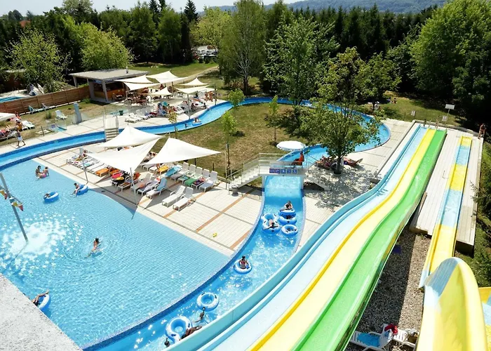 Stylish Retreat With Bbq And Modern Amenities Near Terme - Three Bedroom Апартаменты